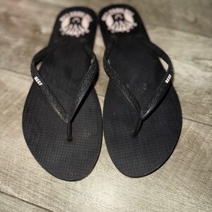 Reef Classic Black Sandals